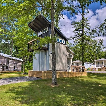 Modern Starkville Tiny Home Near Dining And Msu Bagian luar foto